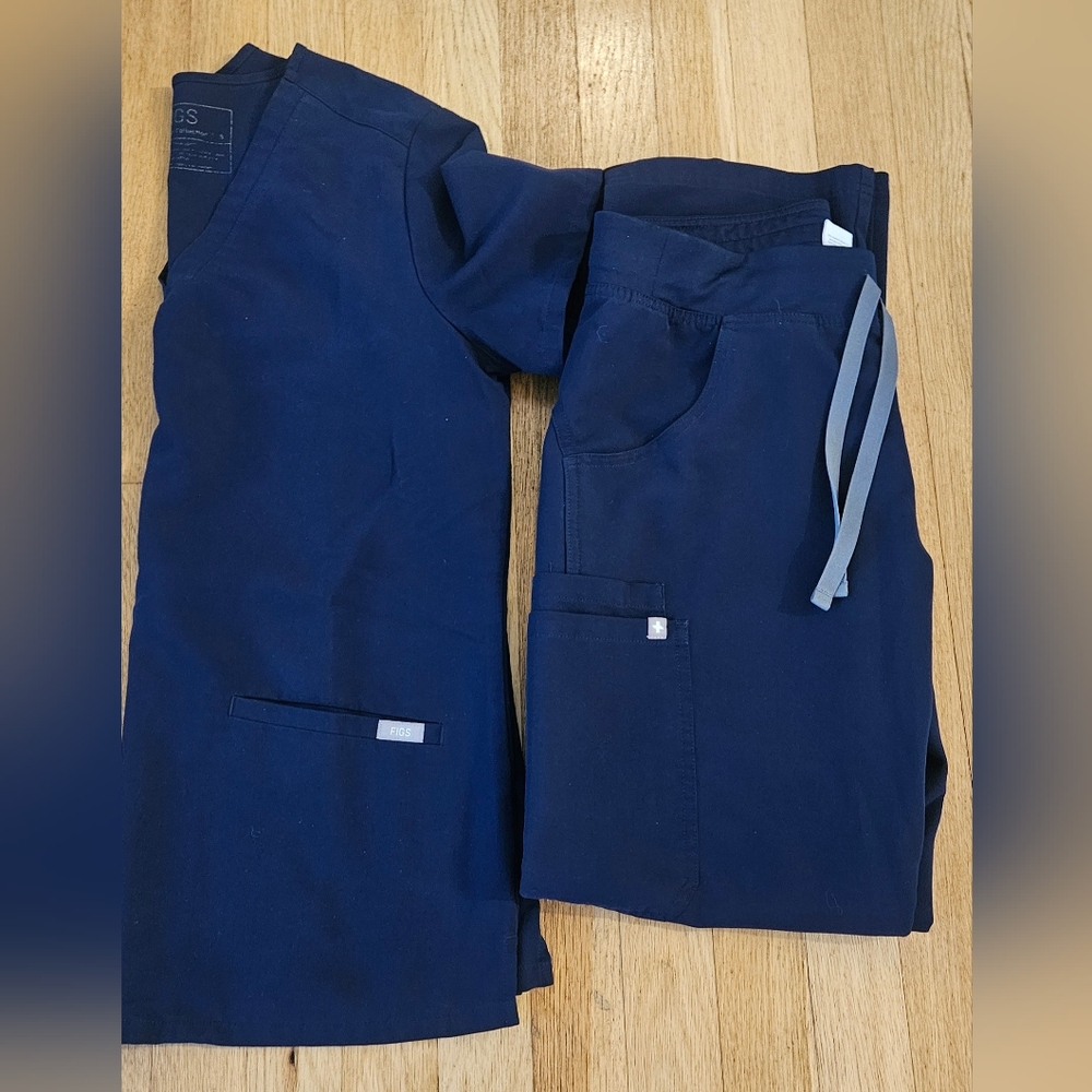 Figs Technical Collection Scrubs NAVY SMALL